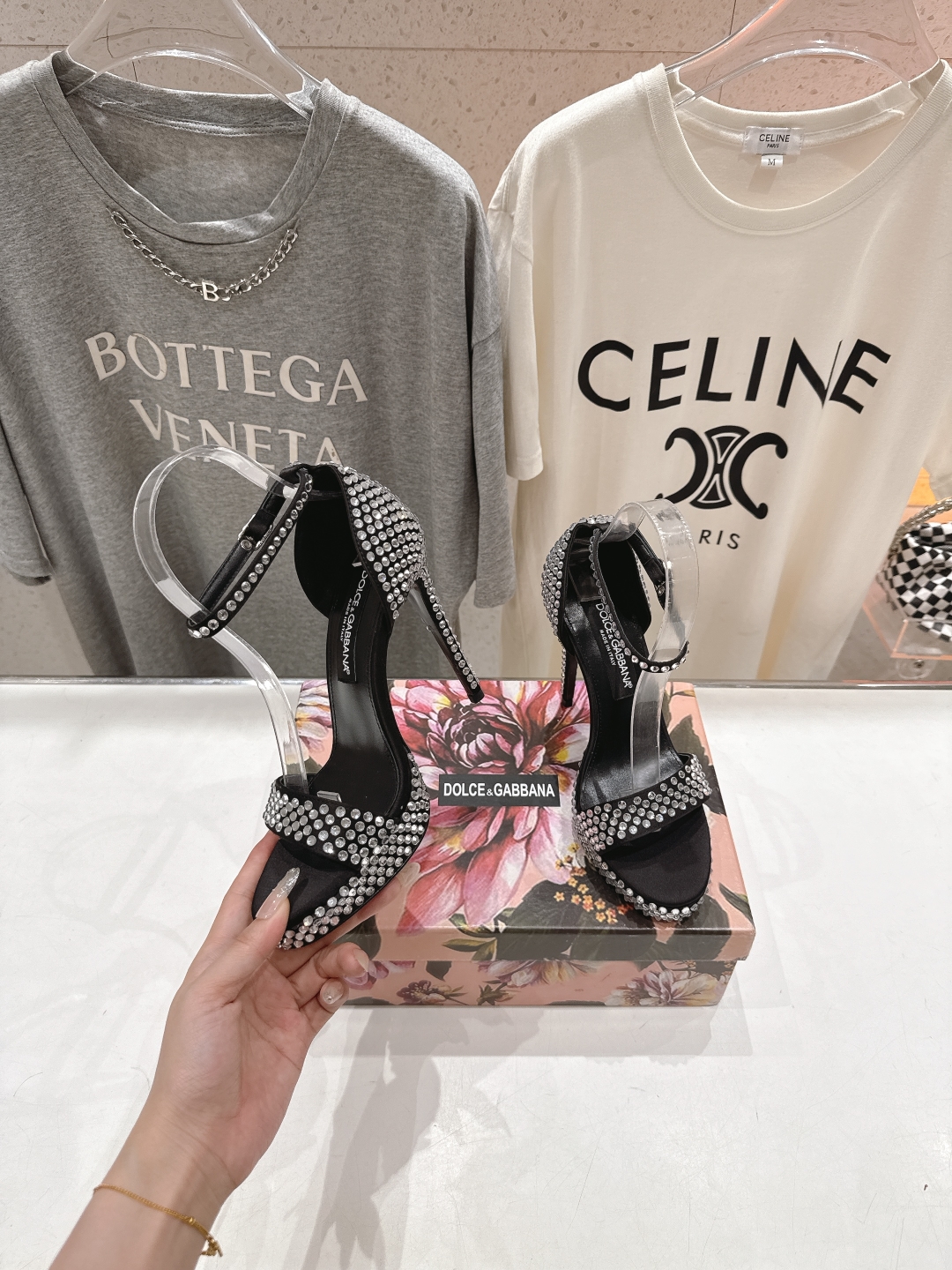 高版本出厂
 𝐃&️𝐆 2025ss夏季新品烫钻高跟凉鞋🆕
DOLCE & GABBANA...DG杜嘉