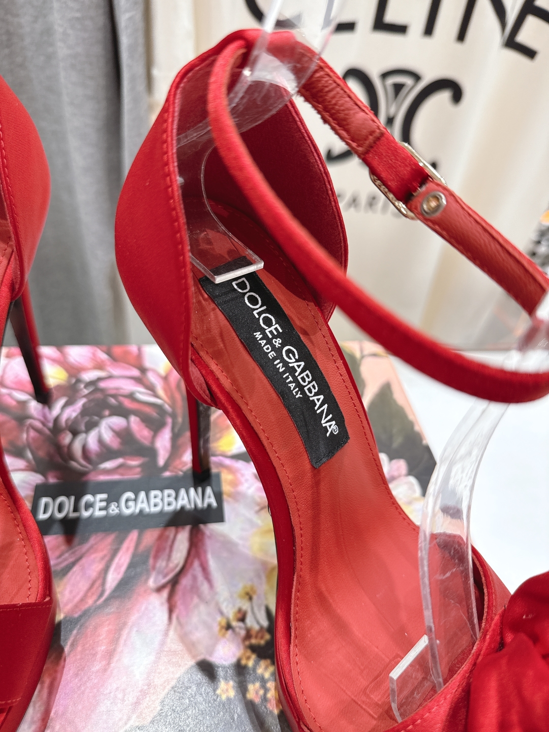 高版本出厂
 𝐃&️𝐆 2025ss夏季新品烫钻高跟凉鞋🆕
DOLCE & GABBANA...DG杜嘉