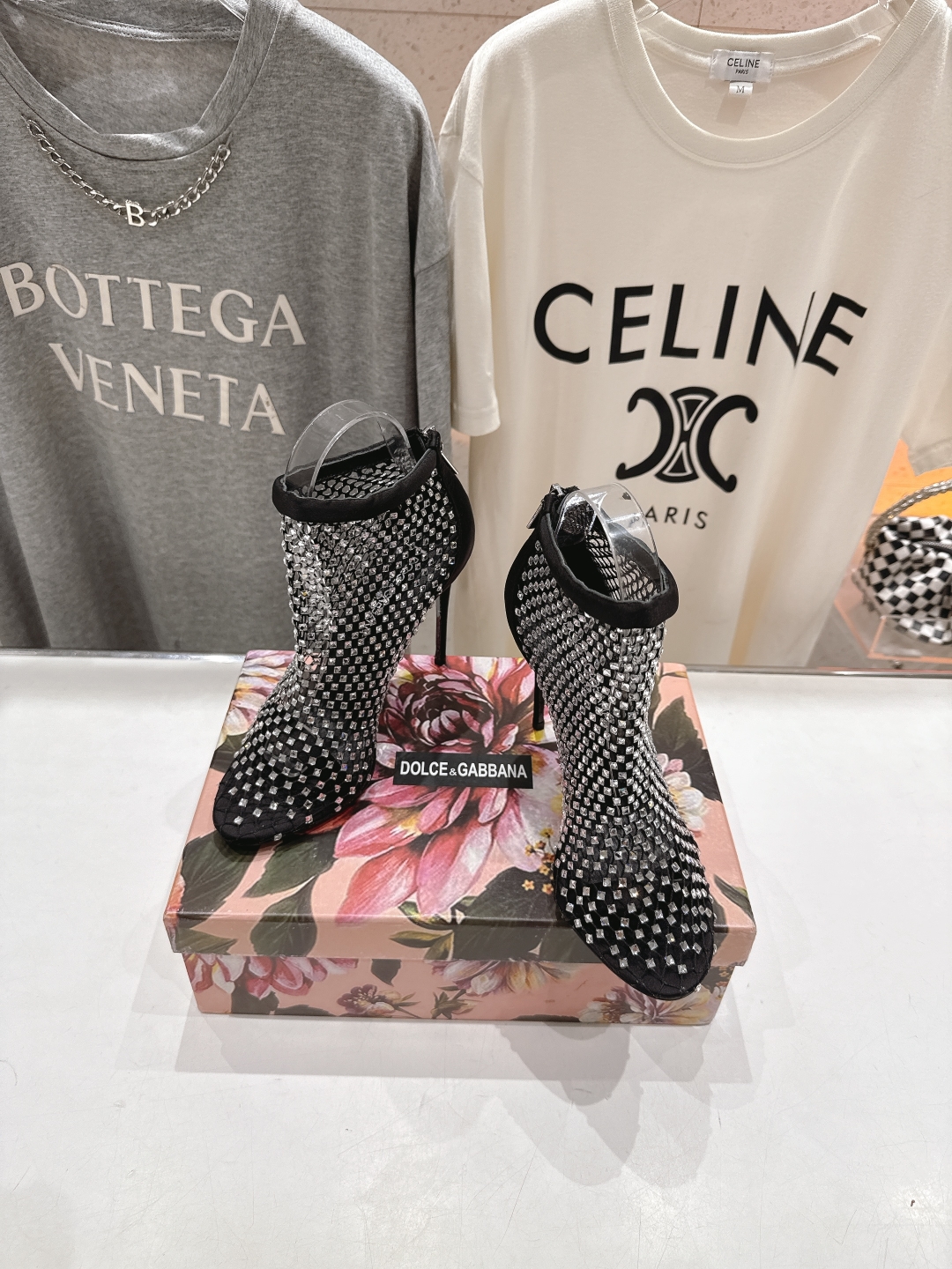 高版本出厂
 𝐃&️𝐆 2025春夏新品高跟凉鞋🆕
DOLCE & GABBANA...DG杜嘉班纳时装