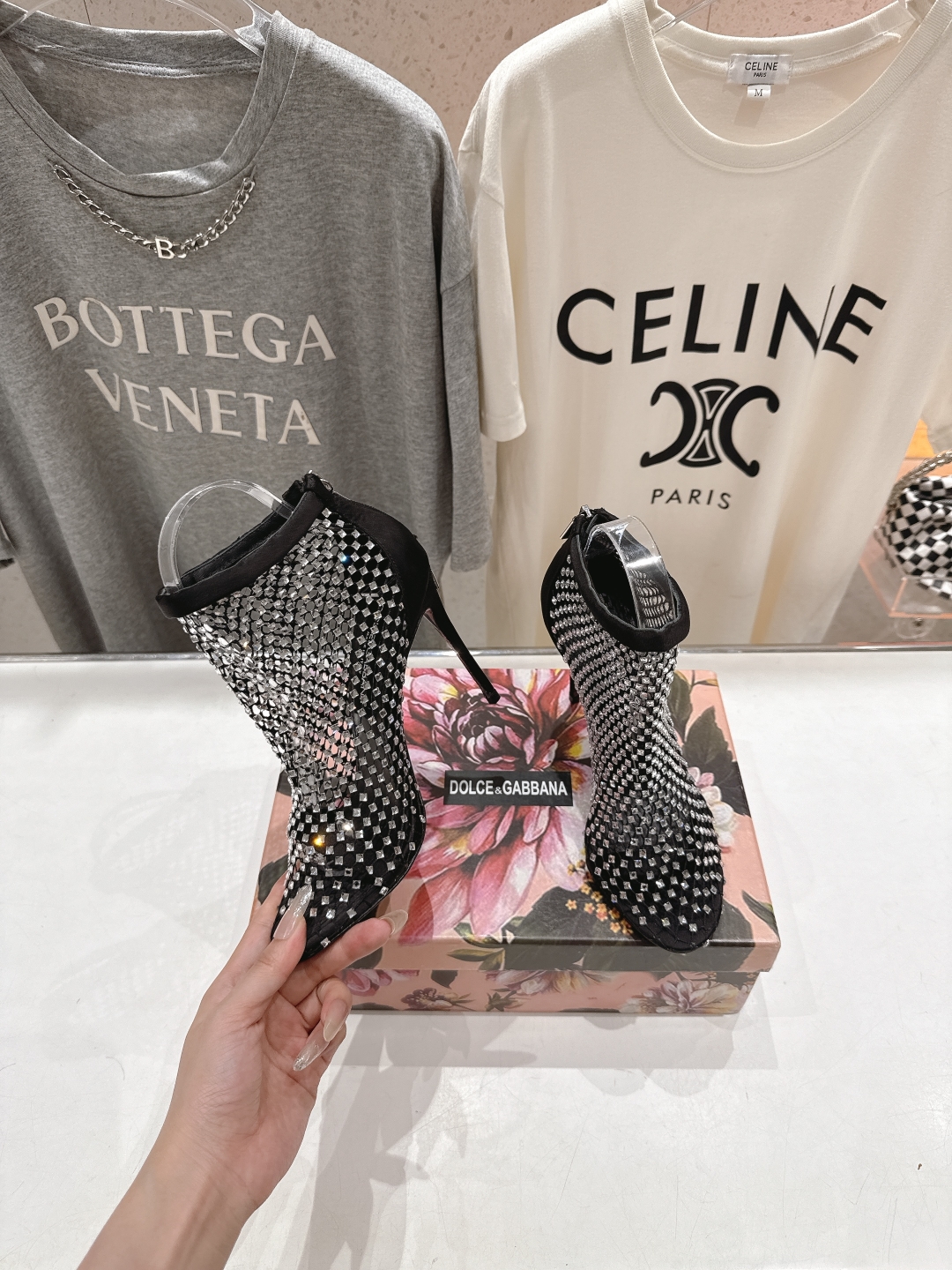 高版本出厂
 𝐃&️𝐆 2025春夏新品高跟凉鞋🆕
DOLCE & GABBANA...DG杜嘉班纳时装
