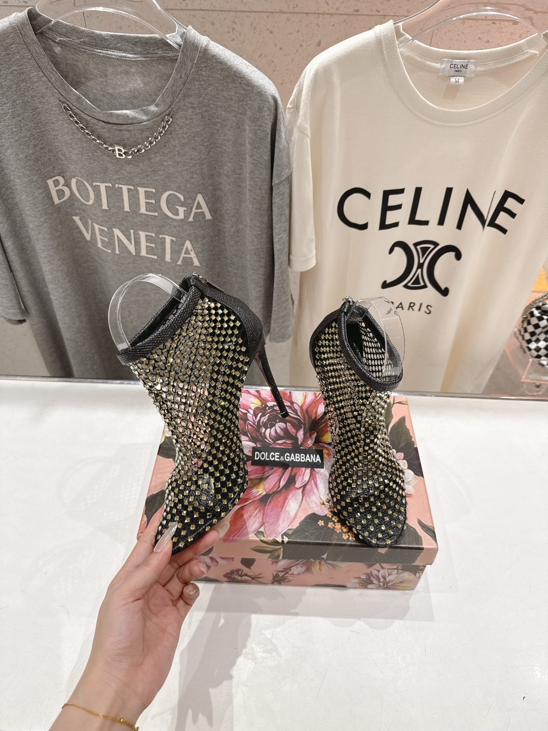 高版本出厂
 𝐃&️𝐆 2025春夏新品高跟凉鞋🆕
DOLCE & GABBANA...DG杜嘉班纳时装