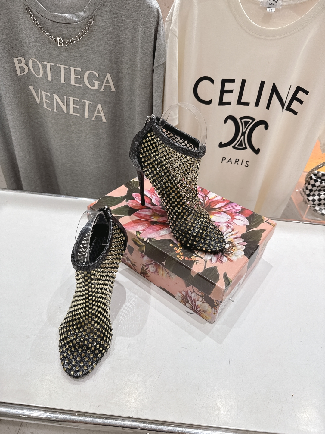 高版本出厂
 𝐃&️𝐆 2025春夏新品高跟凉鞋🆕
DOLCE & GABBANA...DG杜嘉班纳时装