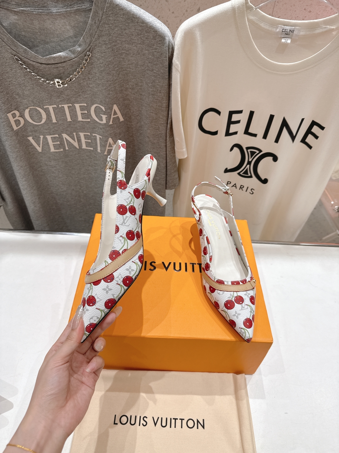 高版本出厂
  Louis Vuitton ss25 new arrival LV驴牌春夏系列新款高跟鞋