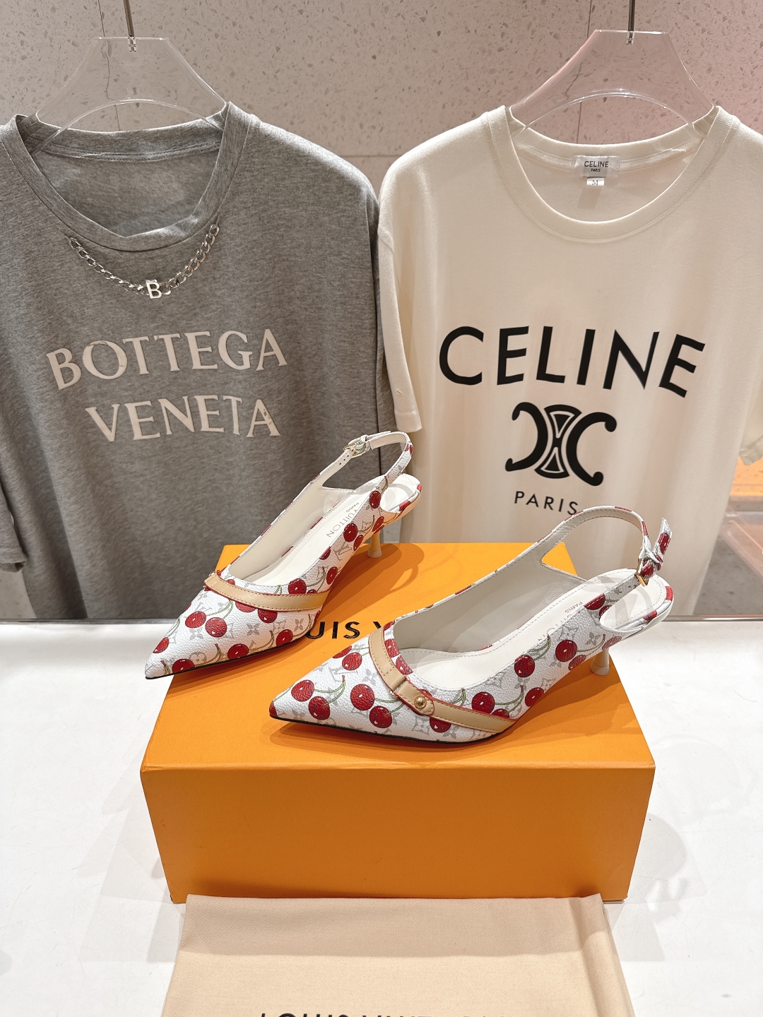 高版本出厂
  Louis Vuitton ss25 new arrival LV驴牌春夏系列新款高跟鞋