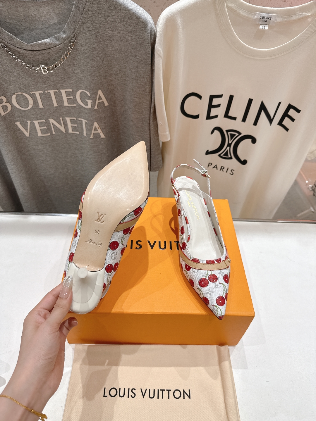 高版本出厂
  Louis Vuitton ss25 new arrival LV驴牌春夏系列新款高跟鞋