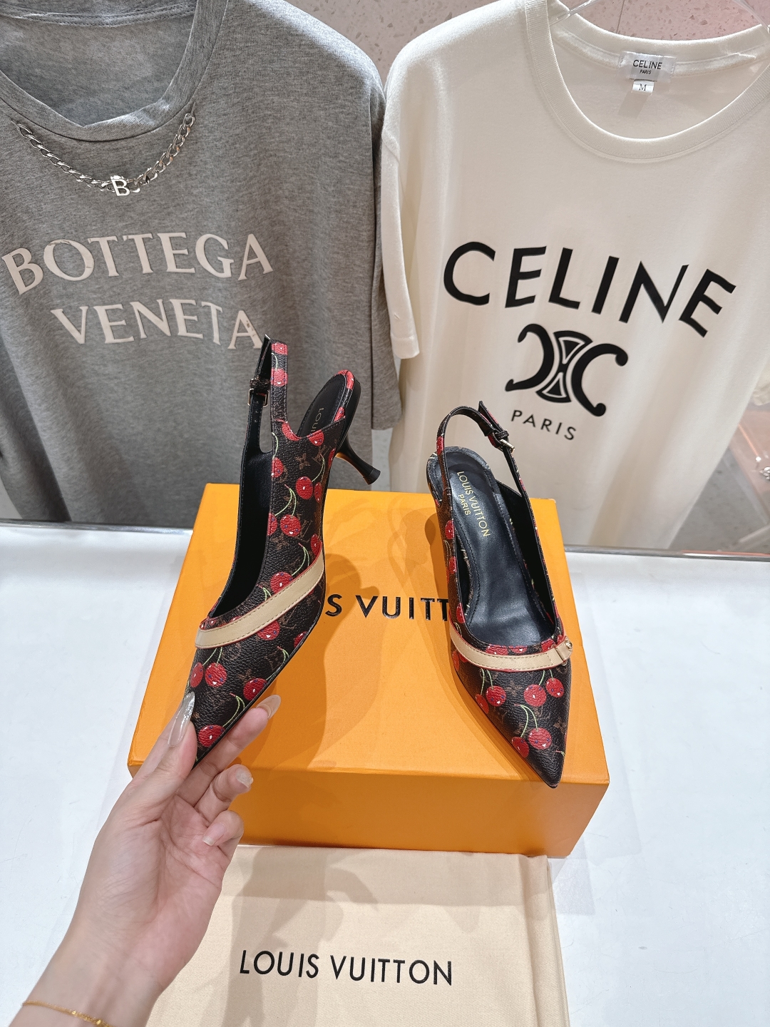 高版本出厂
  Louis Vuitton ss25 new arrival LV驴牌春夏系列新款高跟鞋