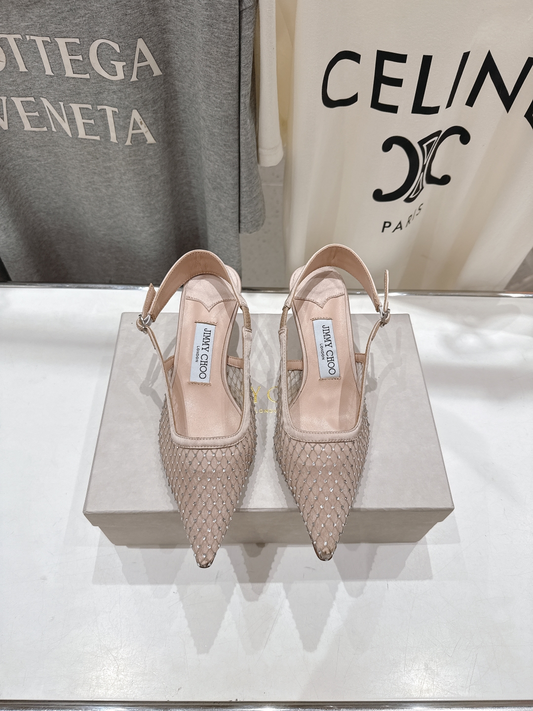 高版本出厂
  JIMMY CHOO*｜JC/吉米周2025ss新款简约尖头网钻高跟鞋凉鞋

原版套楦，