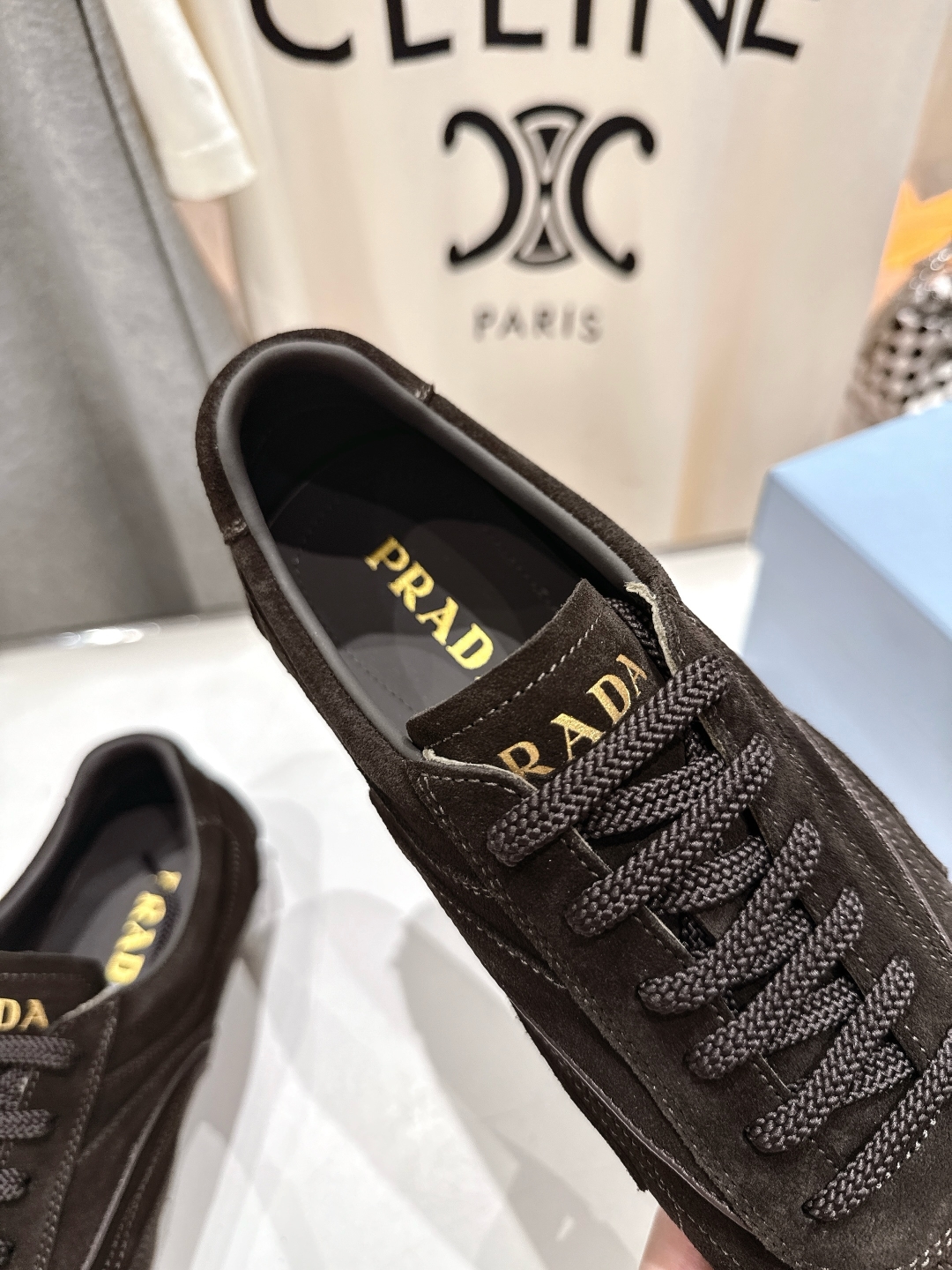 高版本出厂   男码+10 情侣款
  Prada*普拉达P家25ssfw～new新款绑带情侣款休闲鞋，