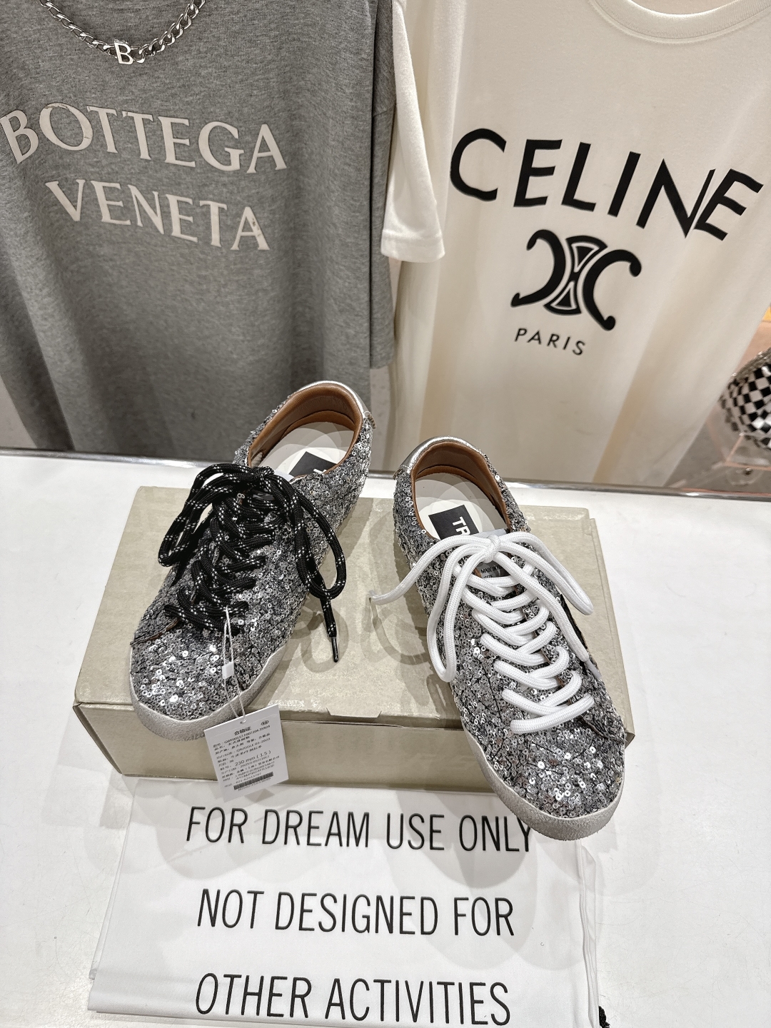 顶级版本 
 GGDB~~Golden Goose Deluxe Brand
# 全网最好版本不服来比 
