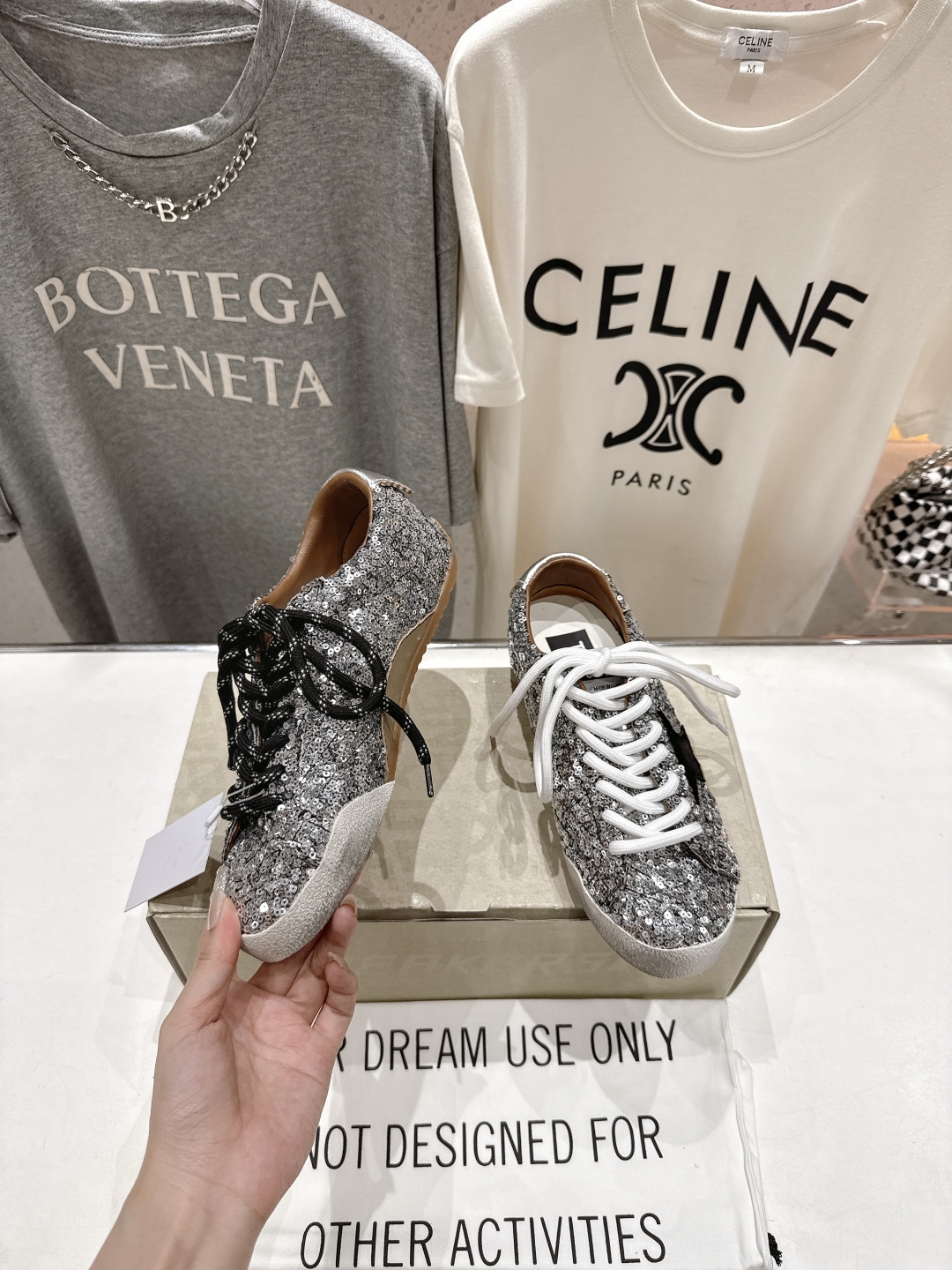 顶级版本 
 GGDB~~Golden Goose Deluxe Brand
# 全网最好版本不服来比 