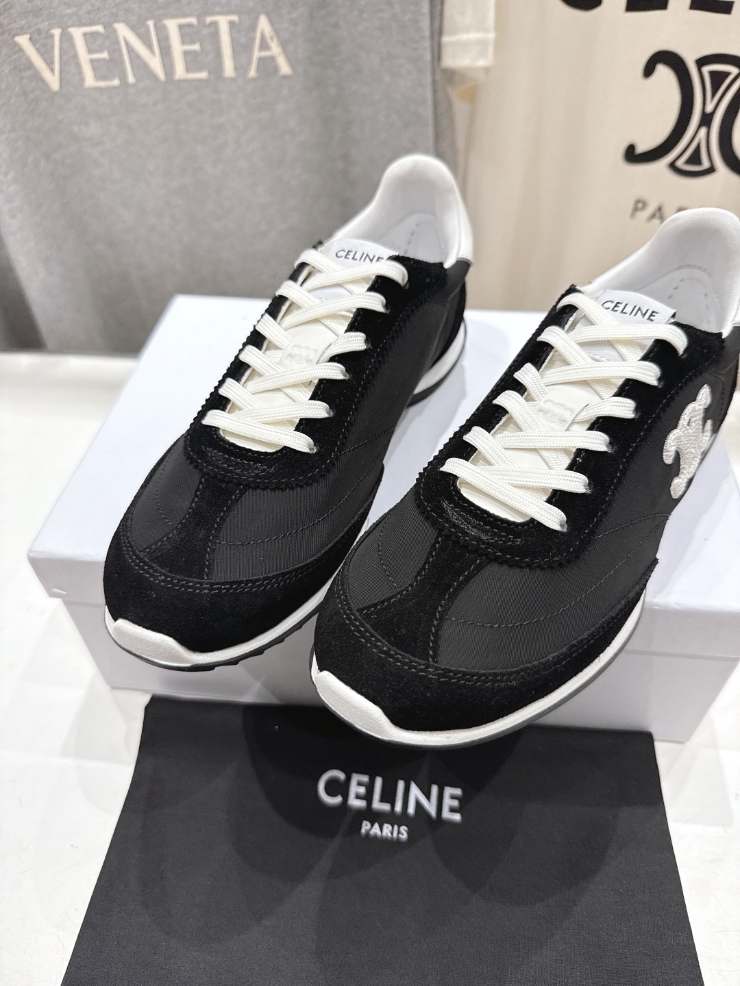 高版本出厂  
 CELINE*思琳赛琳 2025ss新款徽标系带休闲运动鞋轻便跑步鞋 小白鞋
简单舒服