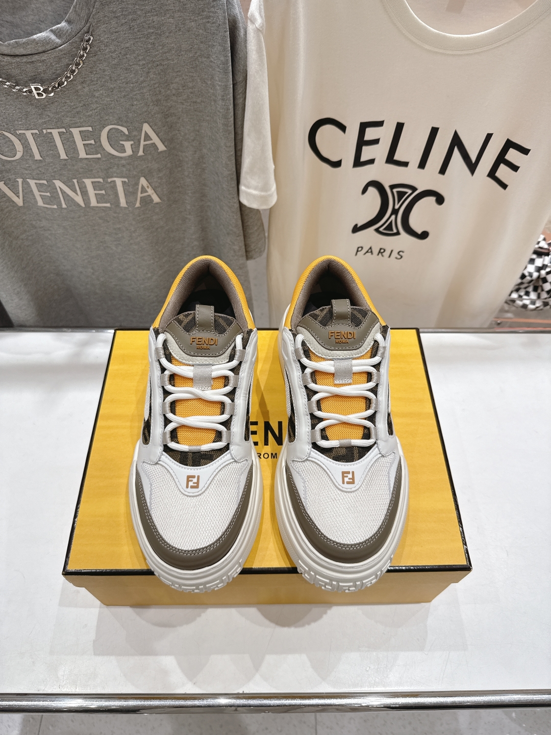 高版本出厂  只有男款
 Fendi/芬迪2025ss新款 First 1系列网面系带厚底男士休闲运动鞋