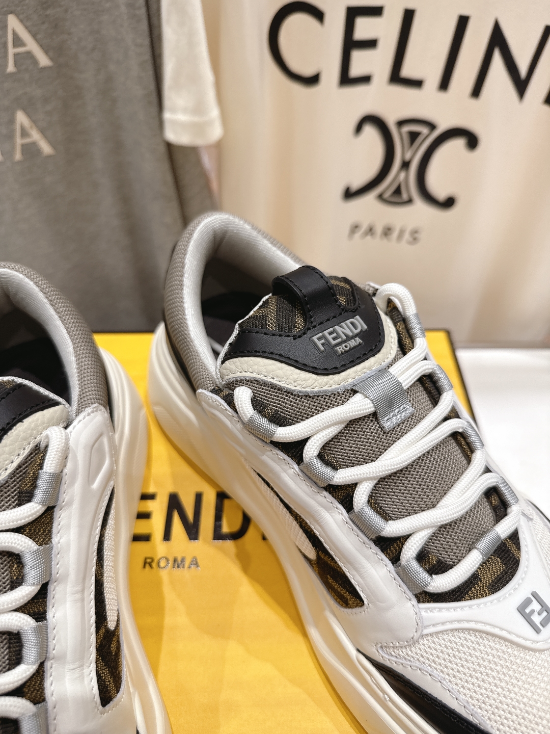 高版本出厂  只有男款
 Fendi/芬迪2025ss新款 First 1系列网面系带厚底男士休闲运动鞋