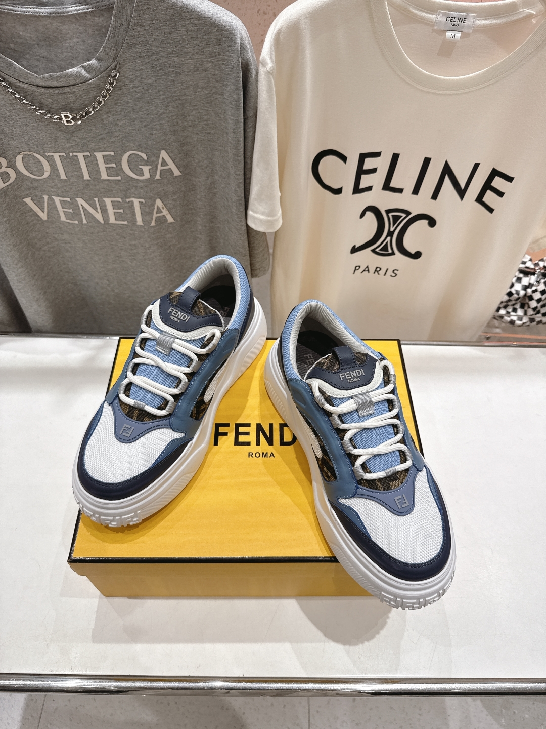 高版本出厂  只有男款
 Fendi/芬迪2025ss新款 First 1系列网面系带厚底男士休闲运动鞋
