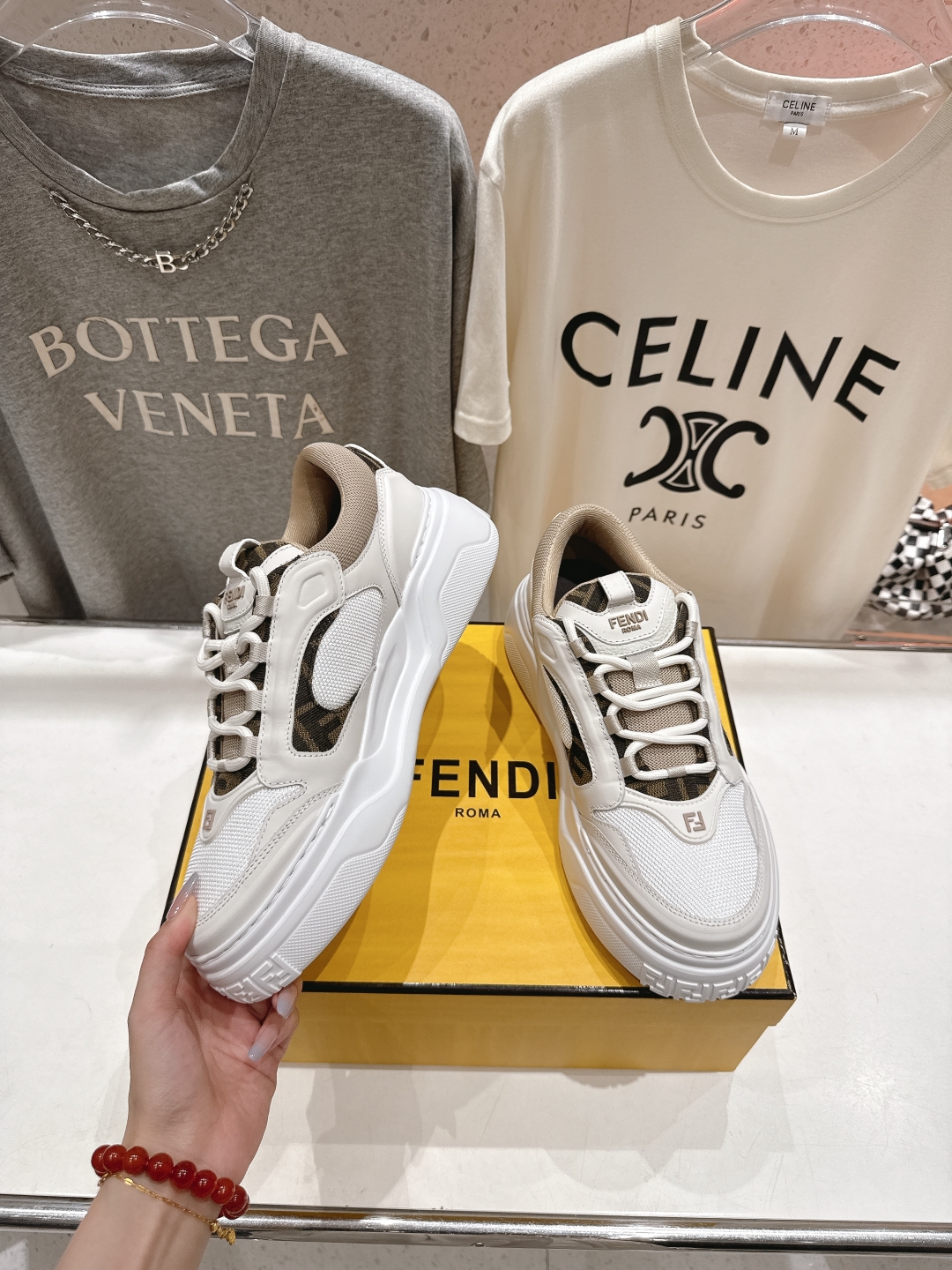 高版本出厂  只有男款
 Fendi/芬迪2025ss新款 First 1系列网面系带厚底男士休闲运动鞋