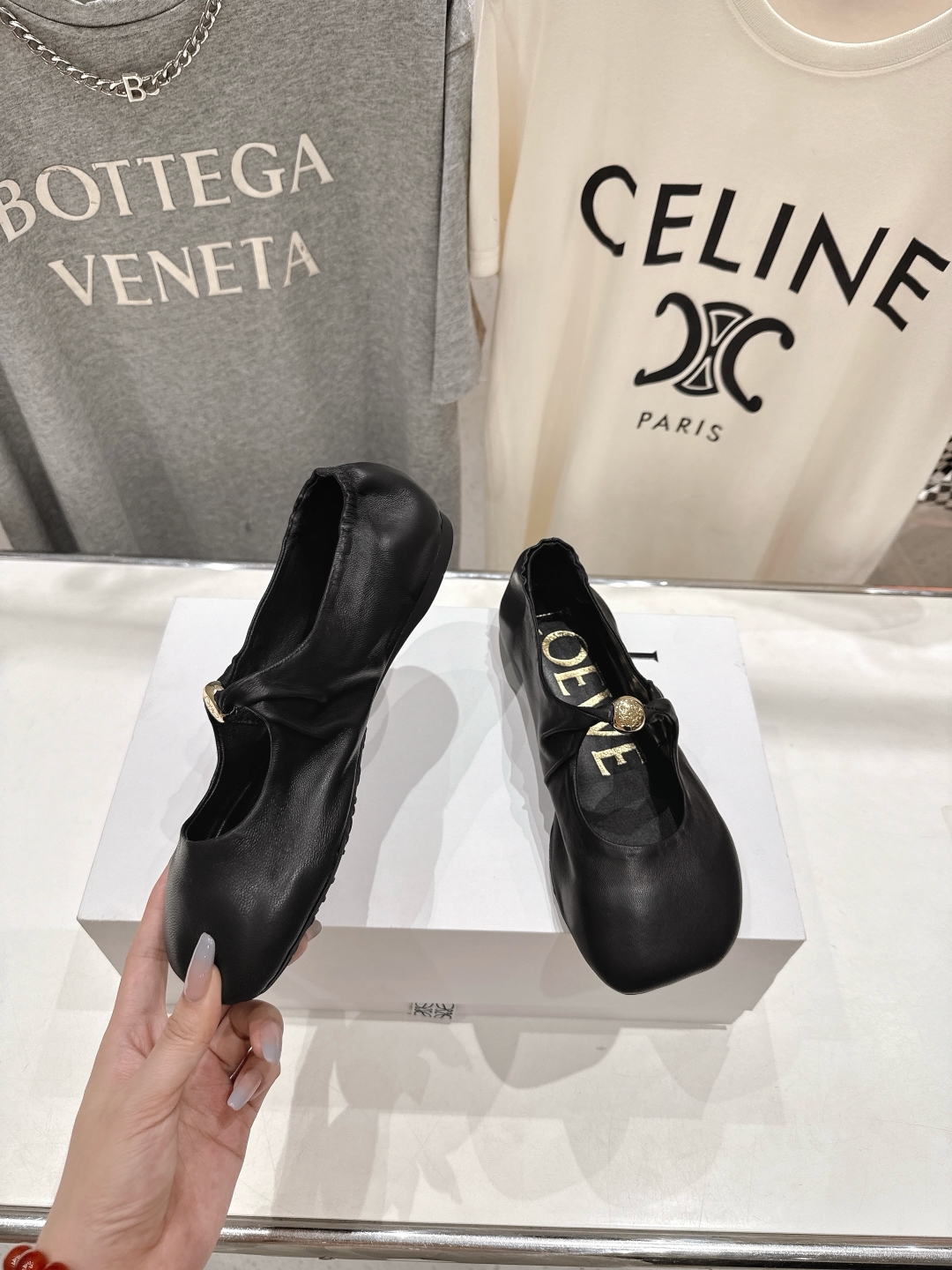 高版本出厂    
 LOEWE罗意威2025ss新款超软超舒适平底玛丽珍乐福鞋芭蕾舞鞋，国外购原板1：