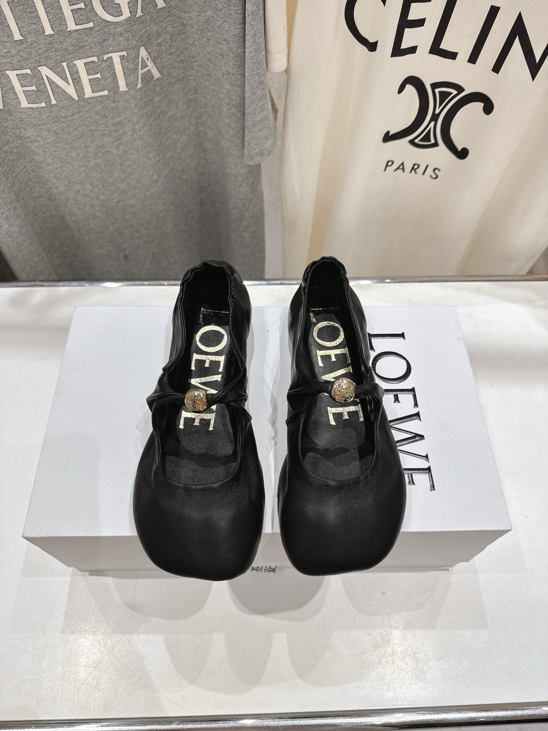 高版本出厂    
 LOEWE罗意威2025ss新款超软超舒适平底玛丽珍乐福鞋芭蕾舞鞋，国外购原板1：