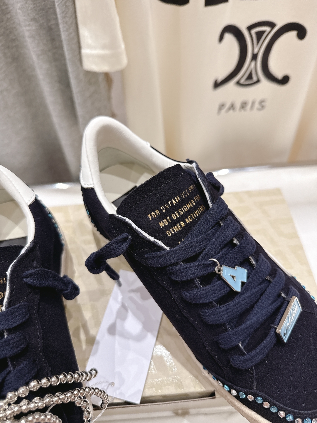 顶级版本 
 GGDB~~Golden Goose Deluxe Brand
# 全网最好版本不服来比 