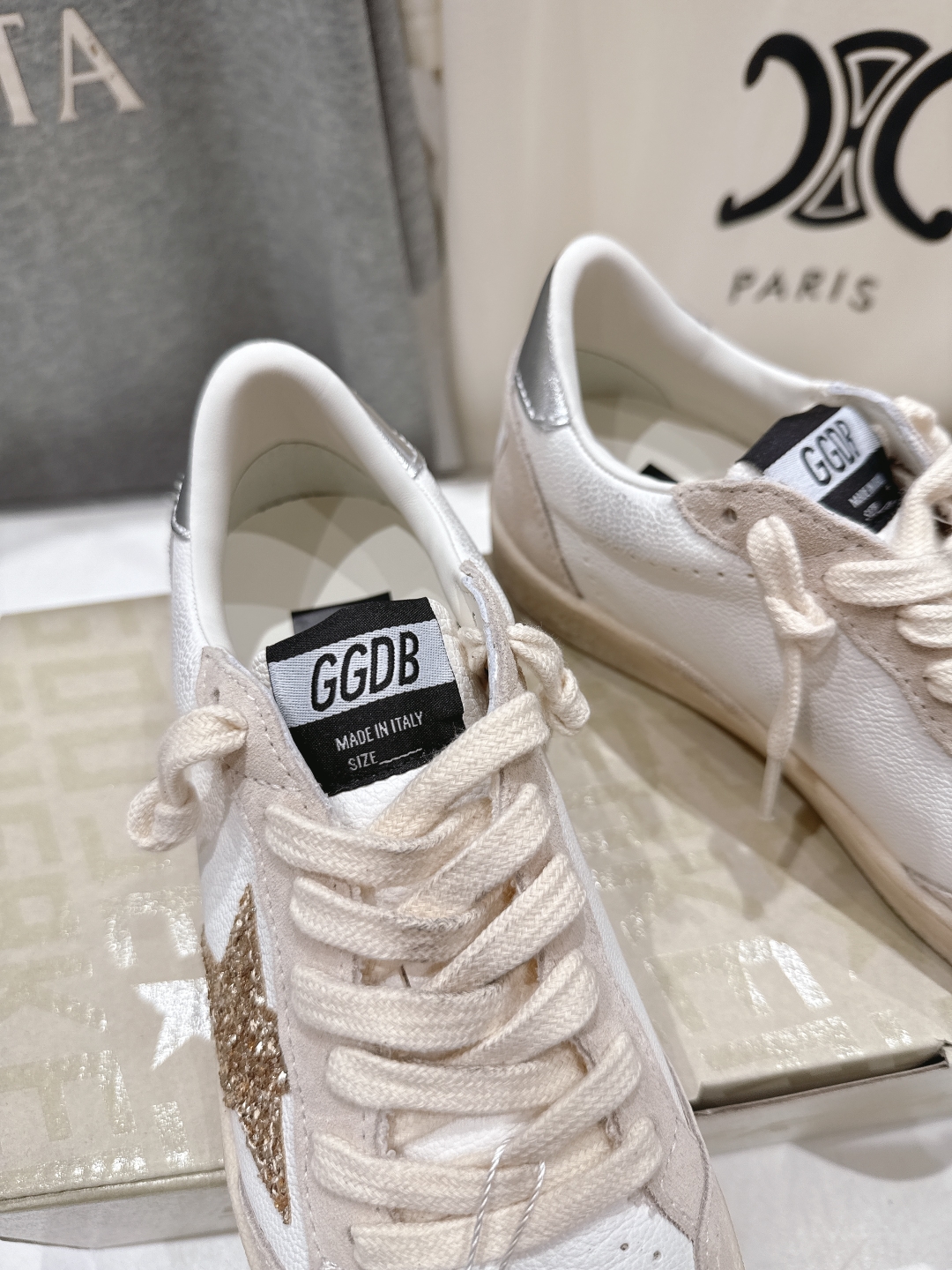 顶级版本 
 GGDB~~Golden Goose Deluxe Brand
# 全网最好版本不服来比 