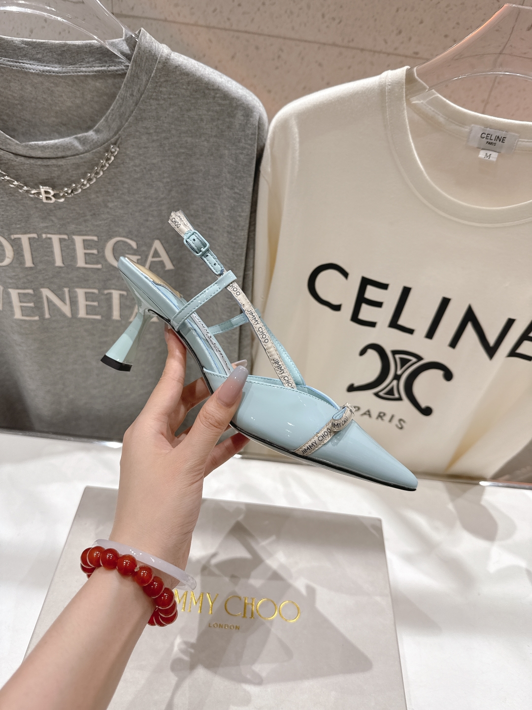 高版本出厂
  JIMMY CHOO*｜JC/吉米周2025ss新款简约尖头高跟鞋凉鞋

原版套楦，完美