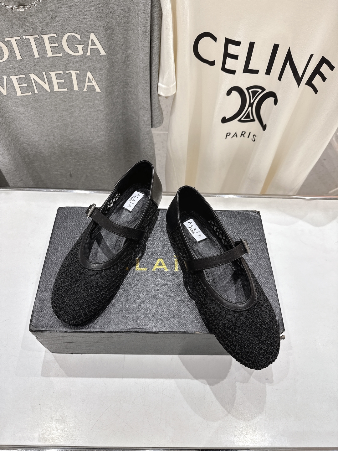 高版本出厂
 独家新品 Alaia 阿莱亚25ss/ 走秀款平底网面鞋芭蕾舞鞋 最近超火的一款平底鞋

