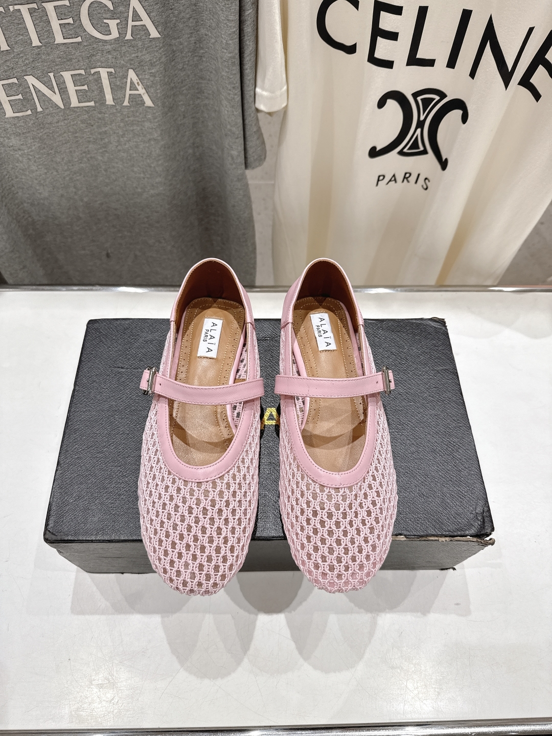 高版本出厂
 独家新品 Alaia 阿莱亚25ss/ 走秀款平底网面鞋芭蕾舞鞋 最近超火的一款平底鞋

