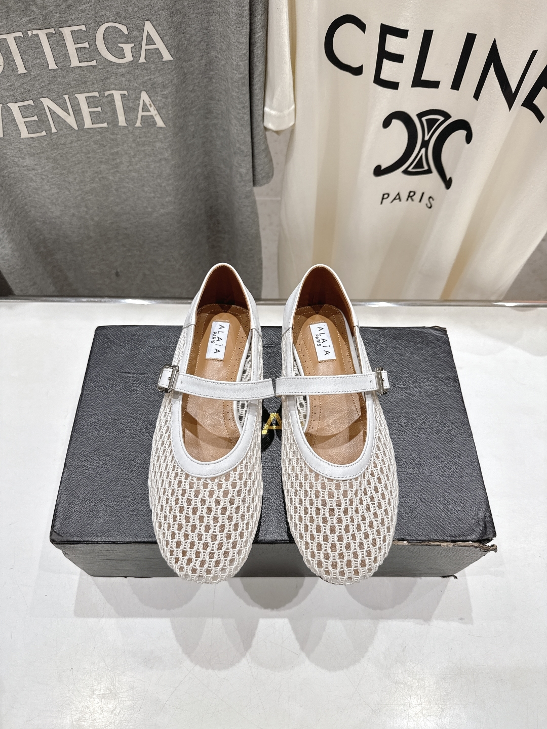 高版本出厂
 独家新品 Alaia 阿莱亚25ss/ 走秀款平底网面鞋芭蕾舞鞋 最近超火的一款平底鞋

