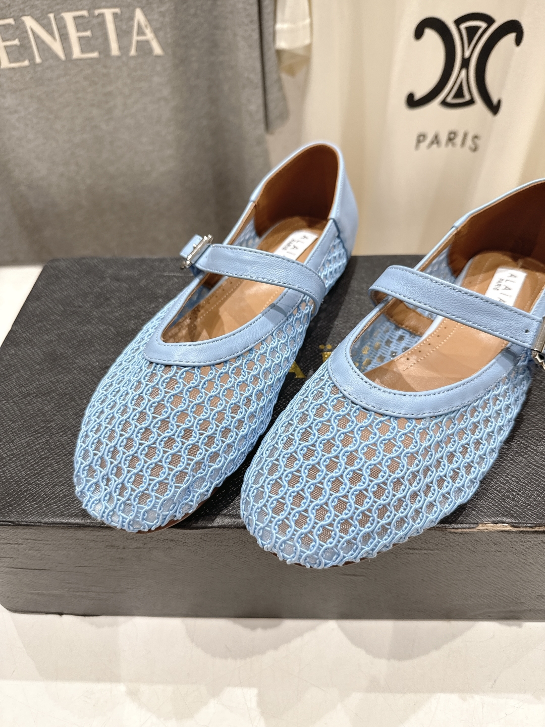 高版本出厂
 独家新品 Alaia 阿莱亚25ss/ 走秀款平底网面鞋芭蕾舞鞋 最近超火的一款平底鞋

