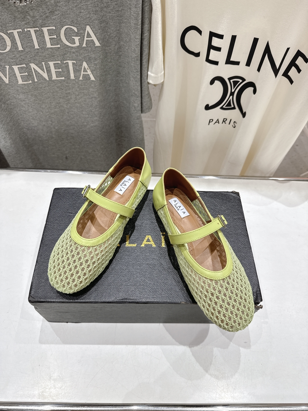 高版本出厂
 独家新品 Alaia 阿莱亚25ss/ 走秀款平底网面鞋芭蕾舞鞋 最近超火的一款平底鞋

