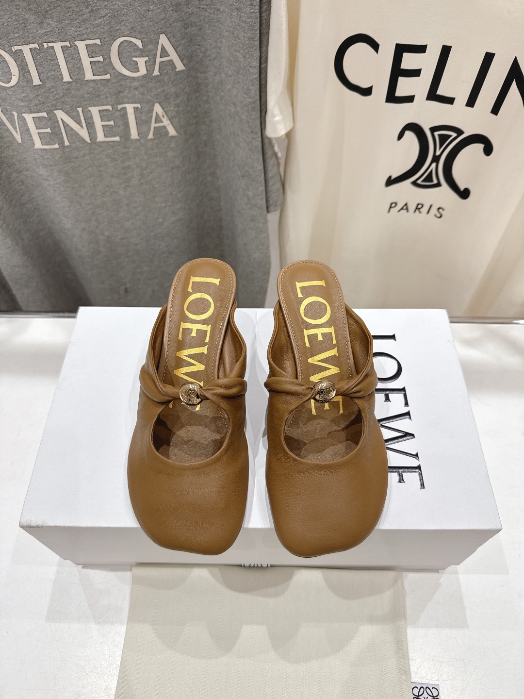 高版本出厂  高跟   
 LOEWE罗意威2025ss新款超软超舒适高跟半拖玛丽珍乐福鞋芭蕾舞鞋，国外