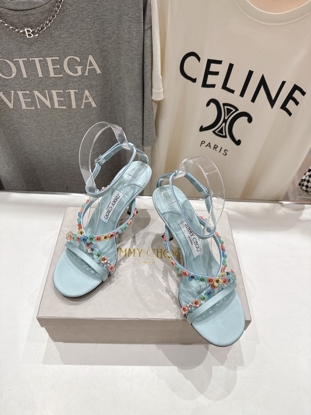 高版本出厂
  JIMMY CHOO*｜JC/吉米周2025ss新款简约仙女风高跟鞋凉鞋

原版套楦，完