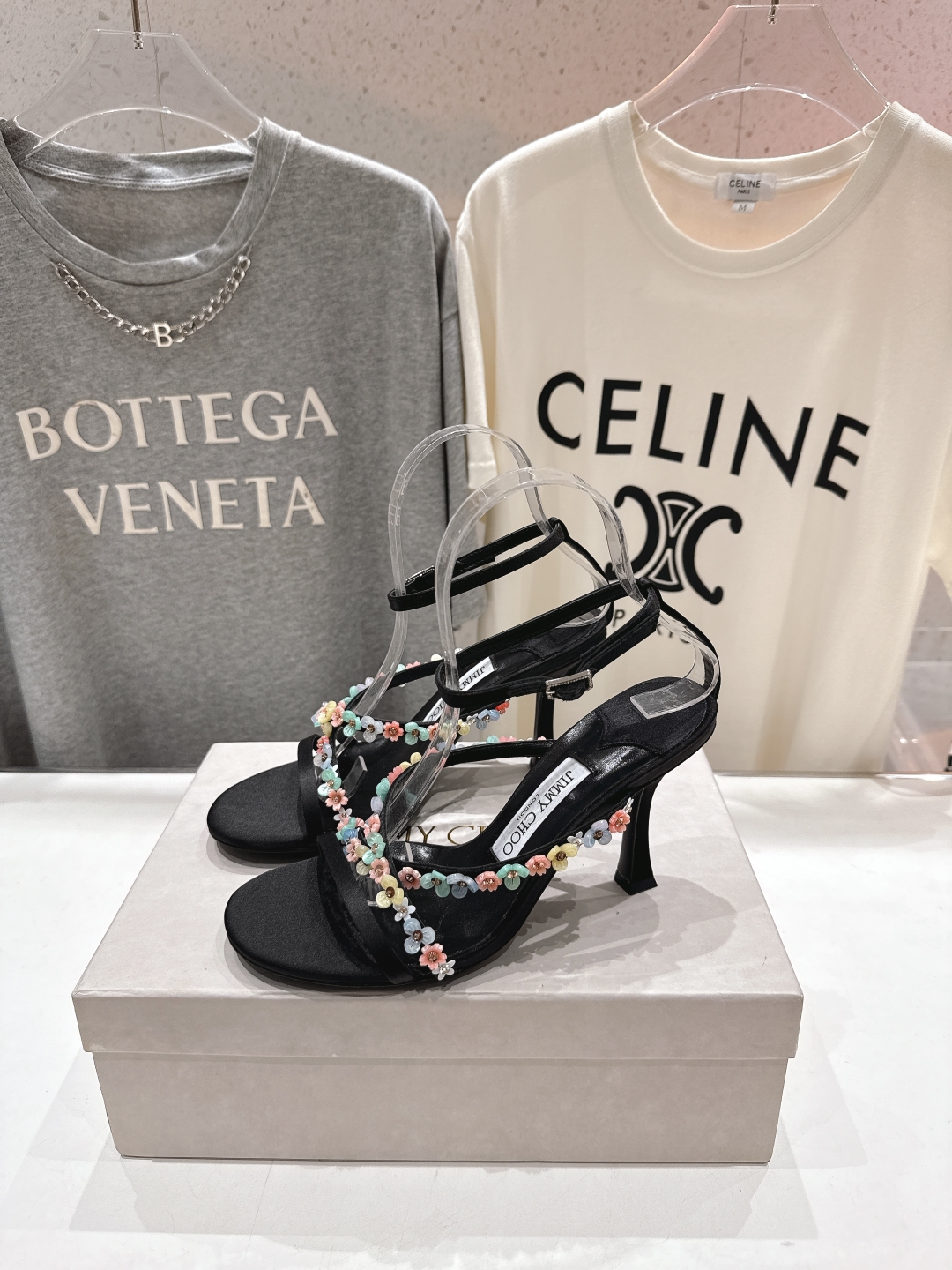 高版本出厂
  JIMMY CHOO*｜JC/吉米周2025ss新款简约仙女风高跟鞋凉鞋

原版套楦，完