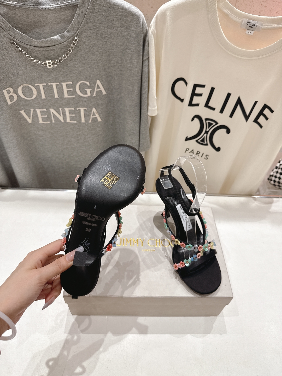 高版本出厂
  JIMMY CHOO*｜JC/吉米周2025ss新款简约仙女风高跟鞋凉鞋

原版套楦，完