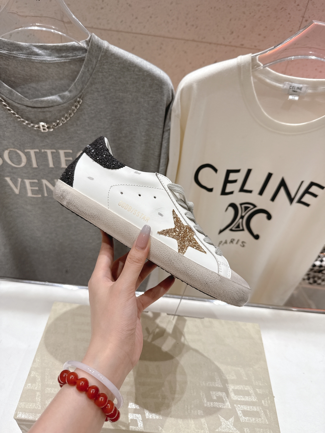 顶级版本 
 GGDB~~Golden Goose Deluxe Brand
# 全网最好版本不服来比 