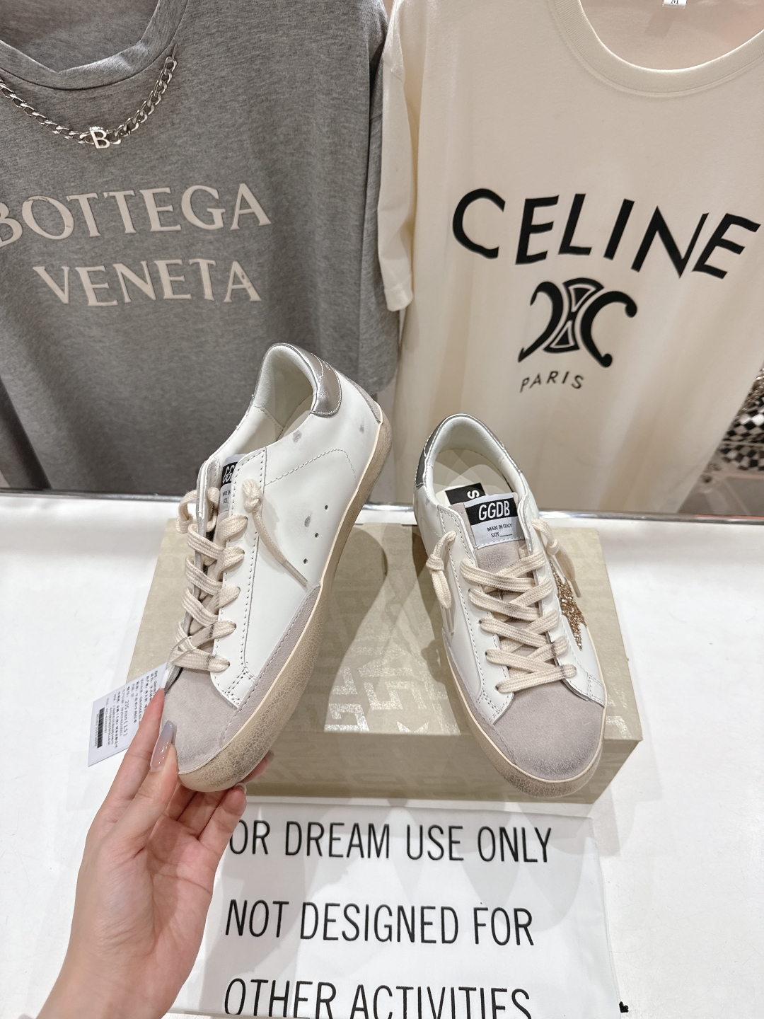 顶级版本 
 GGDB~~Golden Goose Deluxe Brand
# 全网最好版本不服来比 