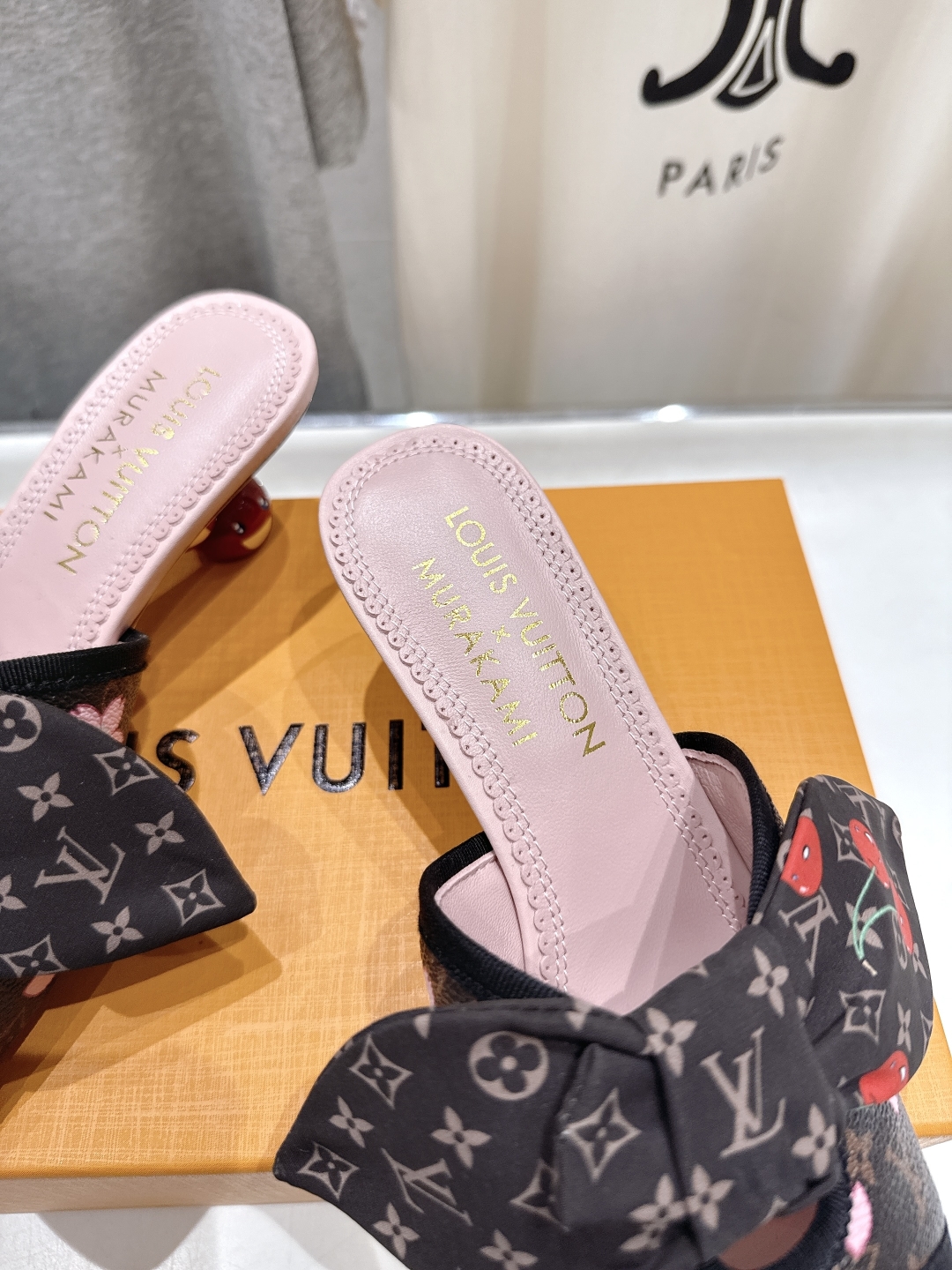 高版本出厂
  Louis Vuitton ss25 new arrival LV驴牌夏季新品蝴蝶结高跟