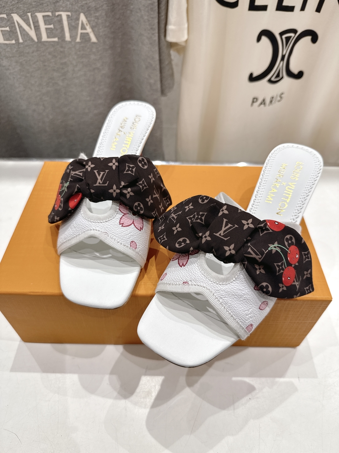 高版本出厂
  Louis Vuitton ss25 new arrival LV驴牌夏季新品蝴蝶结高跟