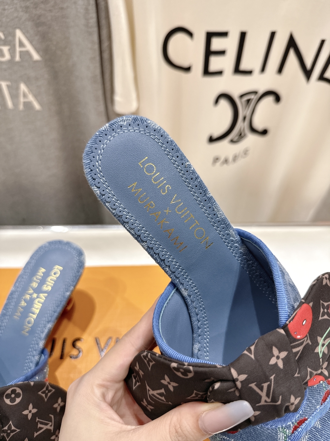 高版本出厂
  Louis Vuitton ss25 new arrival LV驴牌夏季新品蝴蝶结高跟