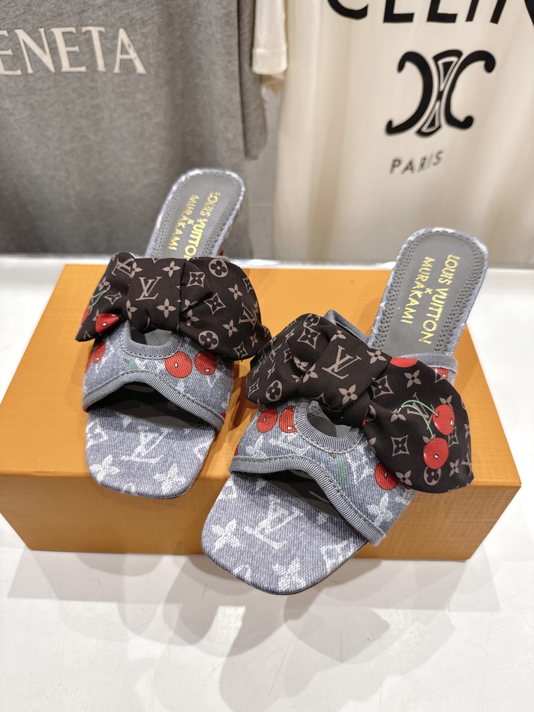 高版本出厂
  Louis Vuitton ss25 new arrival LV驴牌夏季新品蝴蝶结高跟