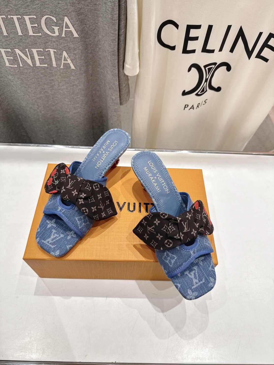 高版本出厂
  Louis Vuitton ss25 new arrival LV驴牌夏季新品蝴蝶结高跟