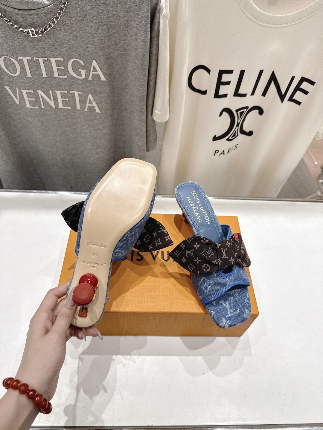 高版本出厂
  Louis Vuitton ss25 new arrival LV驴牌夏季新品蝴蝶结高跟