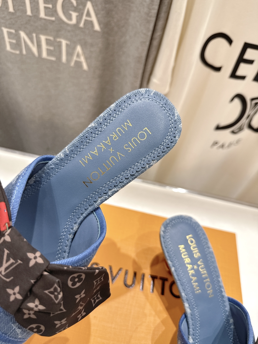 高版本出厂
  Louis Vuitton ss25 new arrival LV驴牌夏季新品蝴蝶结高跟