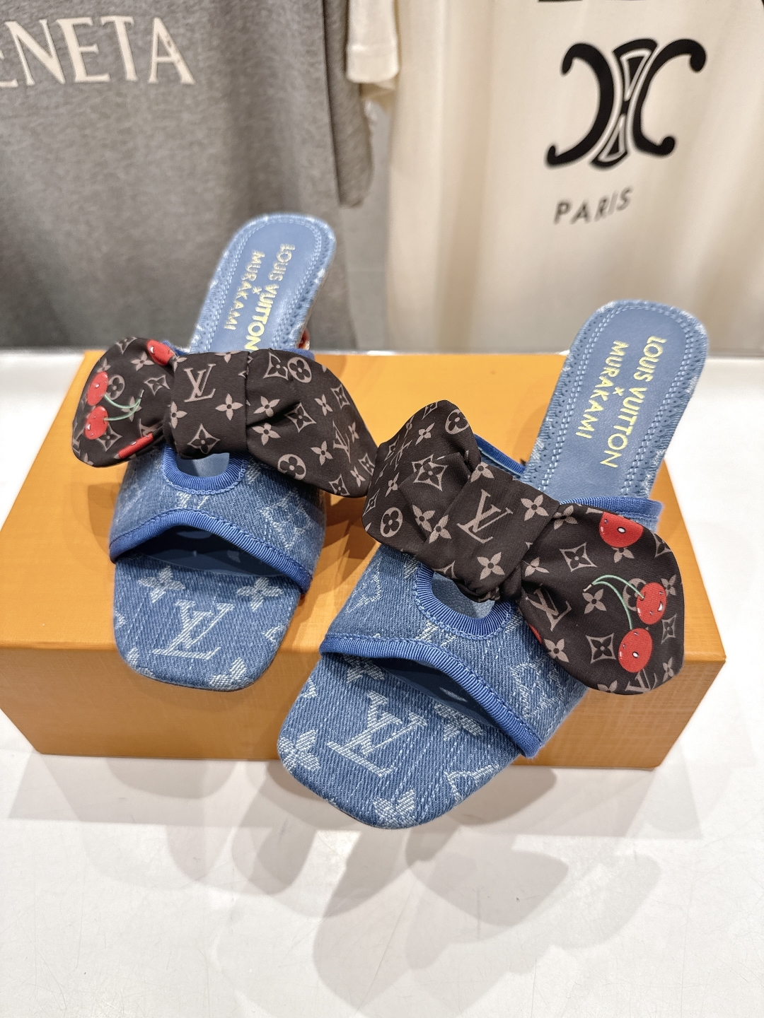 高版本出厂
  Louis Vuitton ss25 new arrival LV驴牌夏季新品蝴蝶结高跟