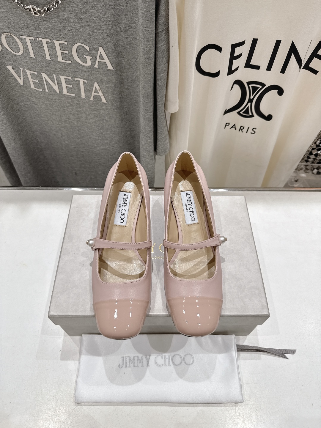 高版本出厂
  JIMMY CHOO｜JC/吉米周2025ss新款简约玛丽珍高跟鞋单鞋

原版套楦，完美