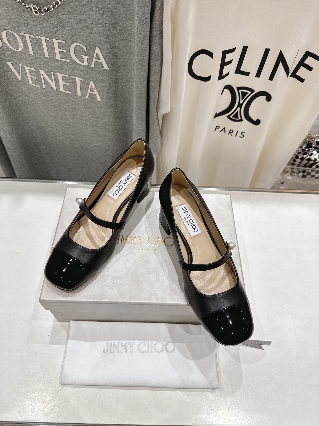 高版本出厂
  JIMMY CHOO｜JC/吉米周2025ss新款简约玛丽珍高跟鞋单鞋

原版套楦，完美