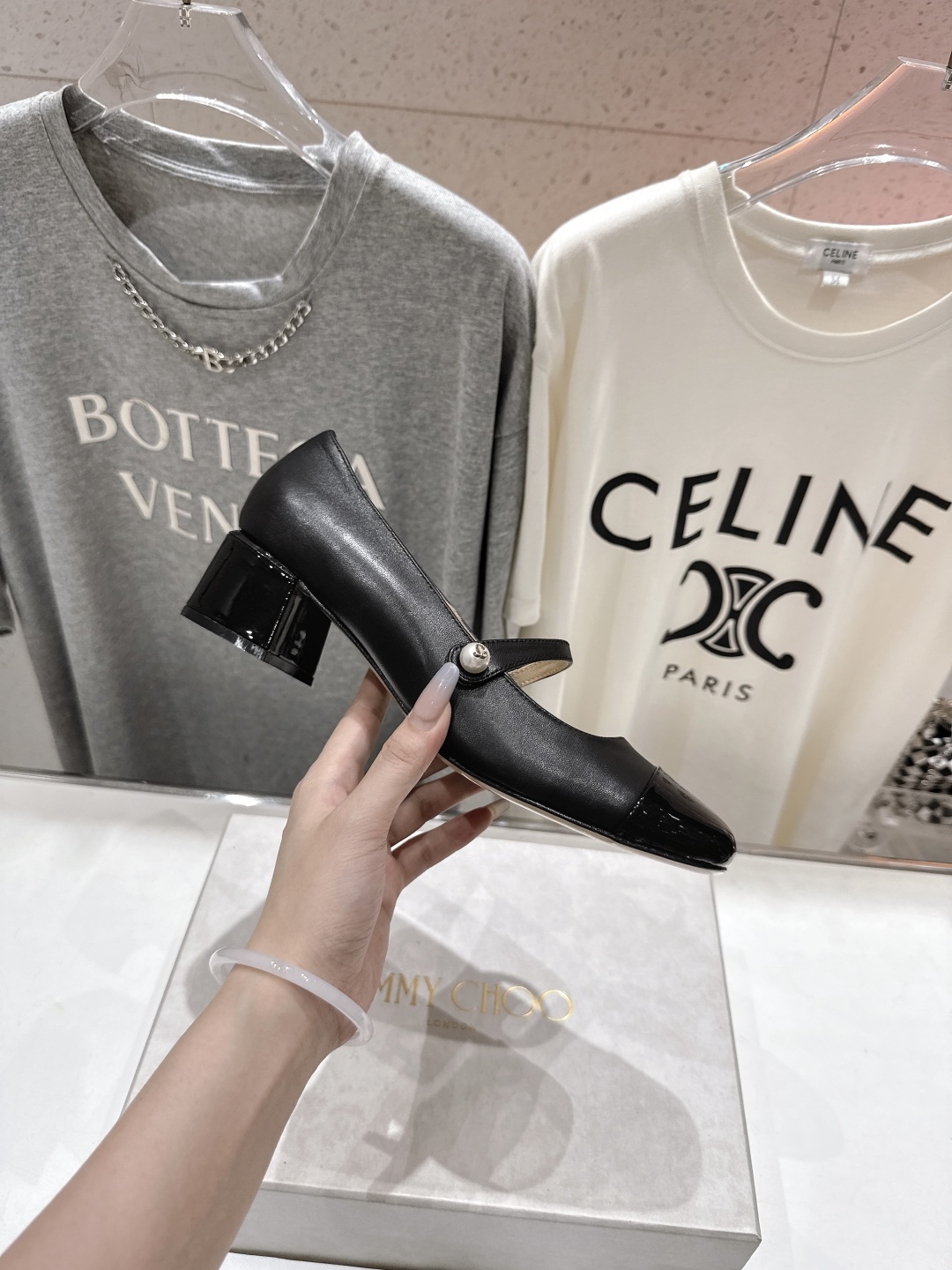 高版本出厂
  JIMMY CHOO｜JC/吉米周2025ss新款简约玛丽珍高跟鞋单鞋

原版套楦，完美