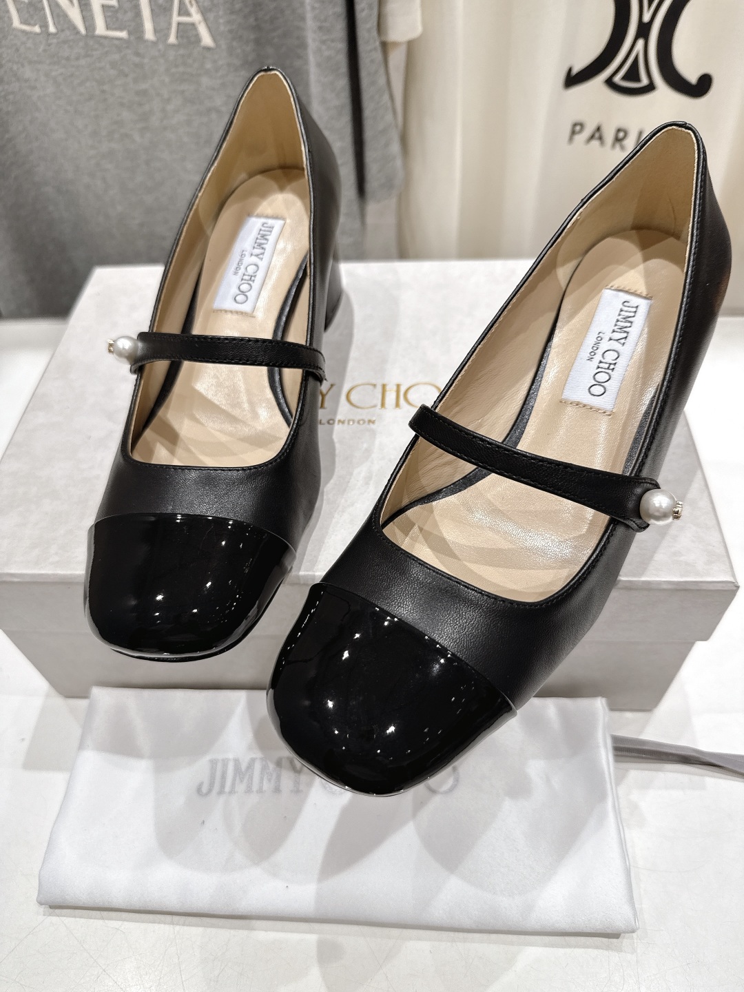高版本出厂
  JIMMY CHOO｜JC/吉米周2025ss新款简约玛丽珍高跟鞋单鞋

原版套楦，完美