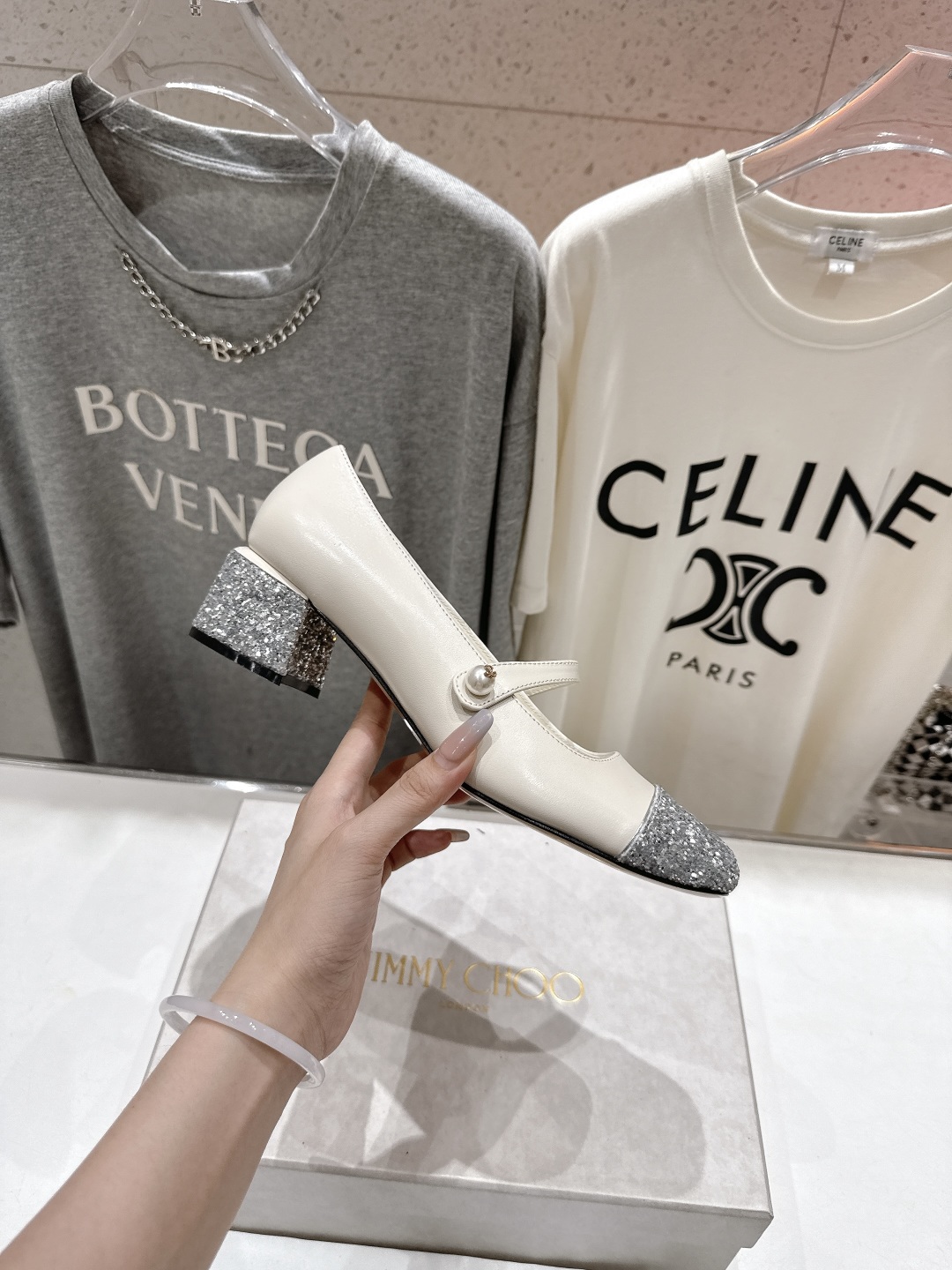 高版本出厂
  JIMMY CHOO｜JC/吉米周2025ss新款简约玛丽珍高跟鞋单鞋

原版套楦，完美