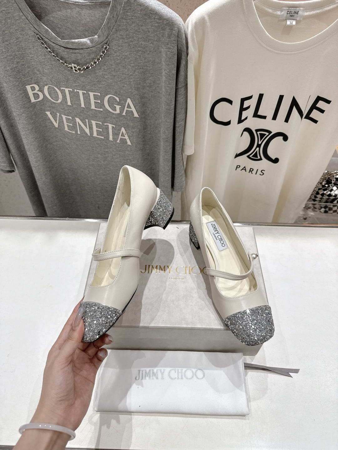 高版本出厂
  JIMMY CHOO｜JC/吉米周2025ss新款简约玛丽珍高跟鞋单鞋

原版套楦，完美