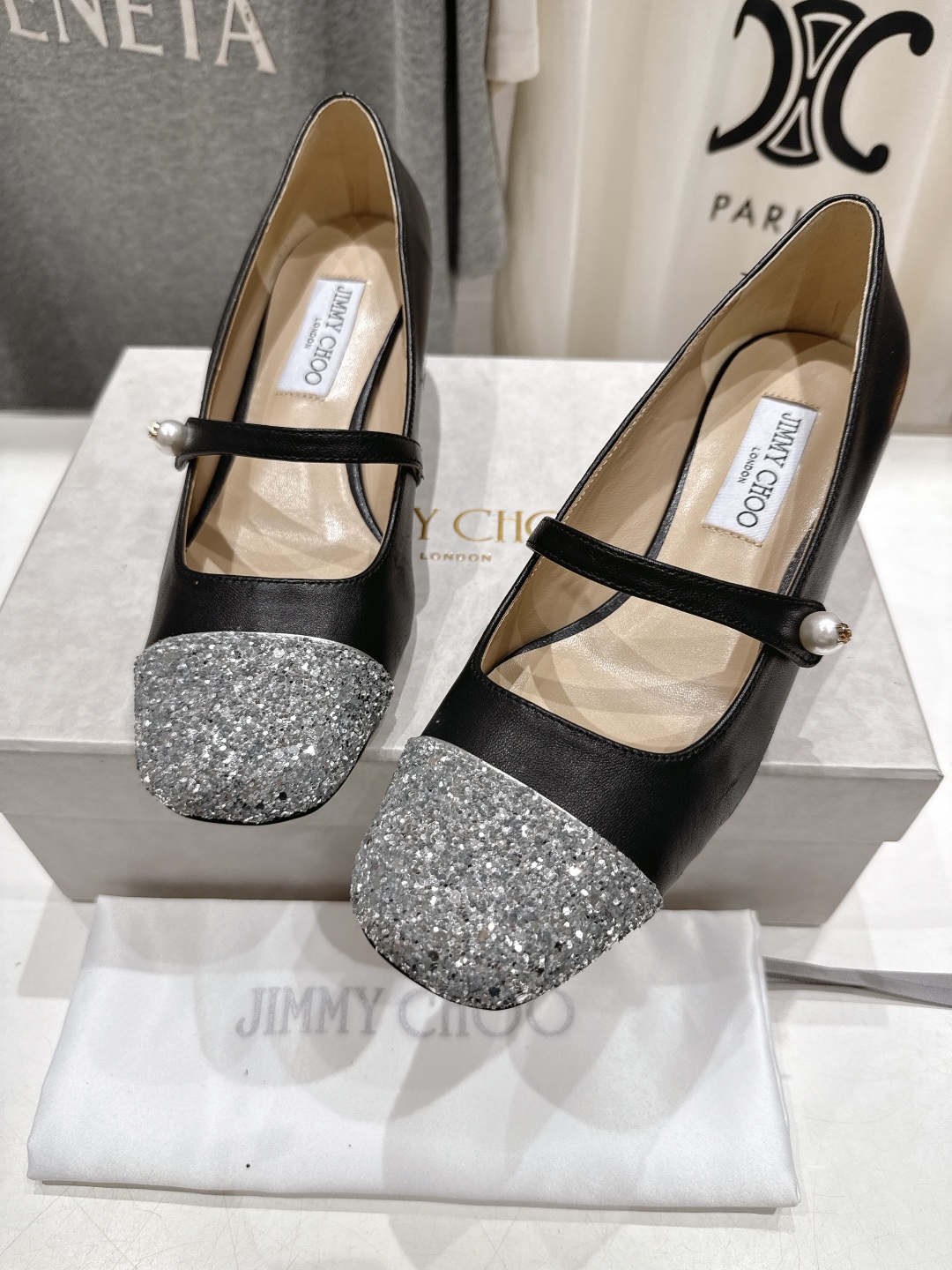 高版本出厂
  JIMMY CHOO｜JC/吉米周2025ss新款简约玛丽珍高跟鞋单鞋

原版套楦，完美